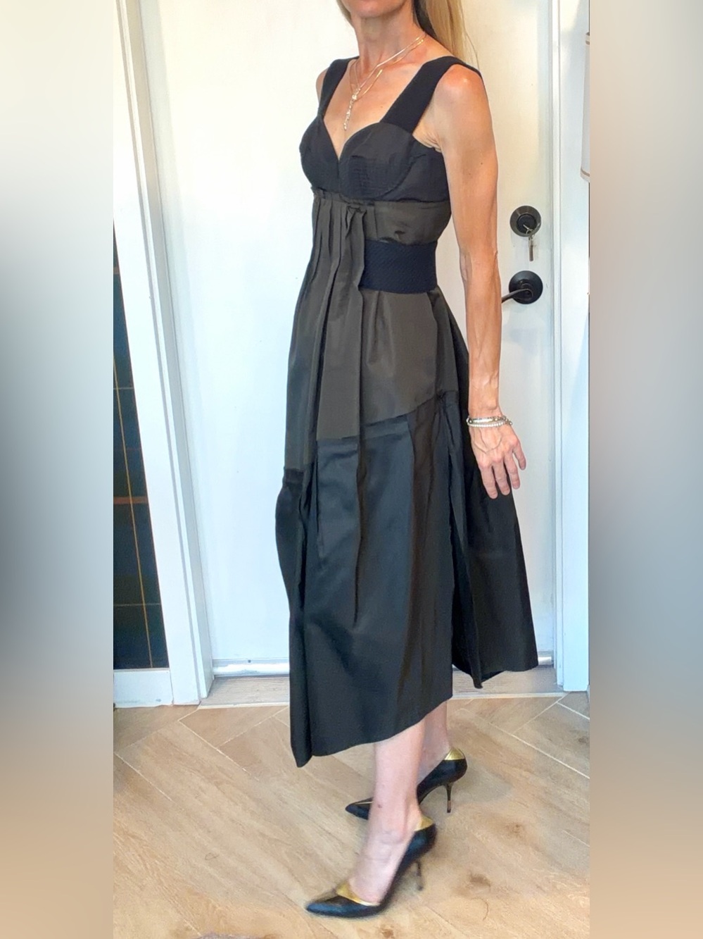 Prada VTG ‘06 Runway Look #8, Olive Taffeta Midi, Satin Bodice, knit straps, 38 - Picture 5 of 16